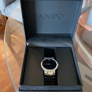 MOVADO MENS SILVER WATCH 84G21886 stainless steel